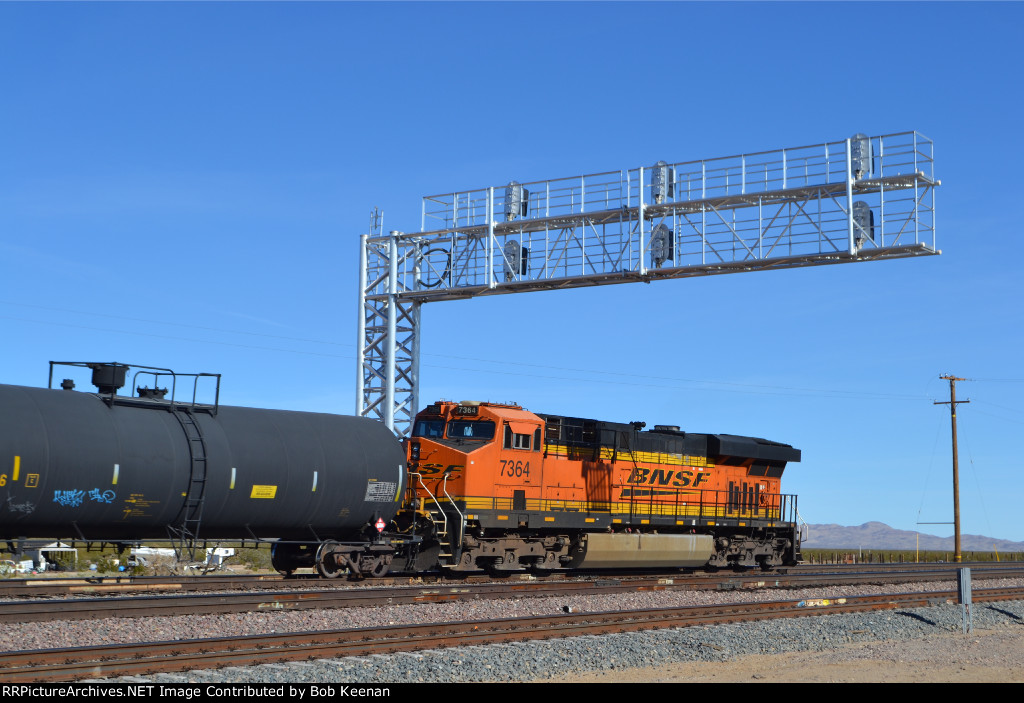 BNSF 7364